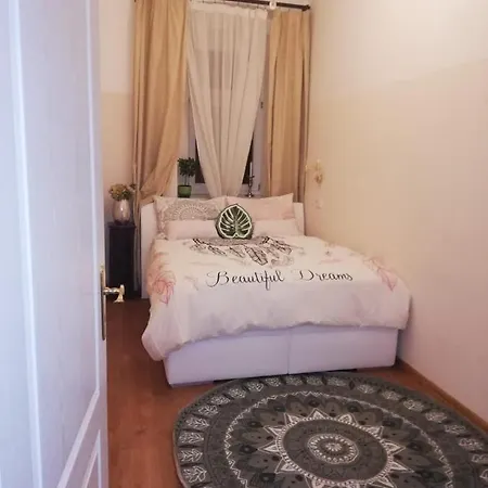 Apartament Apartment In City Centre